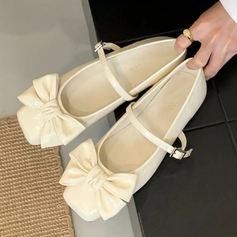 Zapatos de tacón dorados con d - Women Shoes Brand reseña y precio