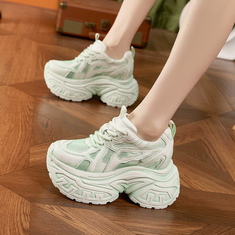 Zapatillas Deportivas de Plata - Mesh Sneaker Women reseña y precio
