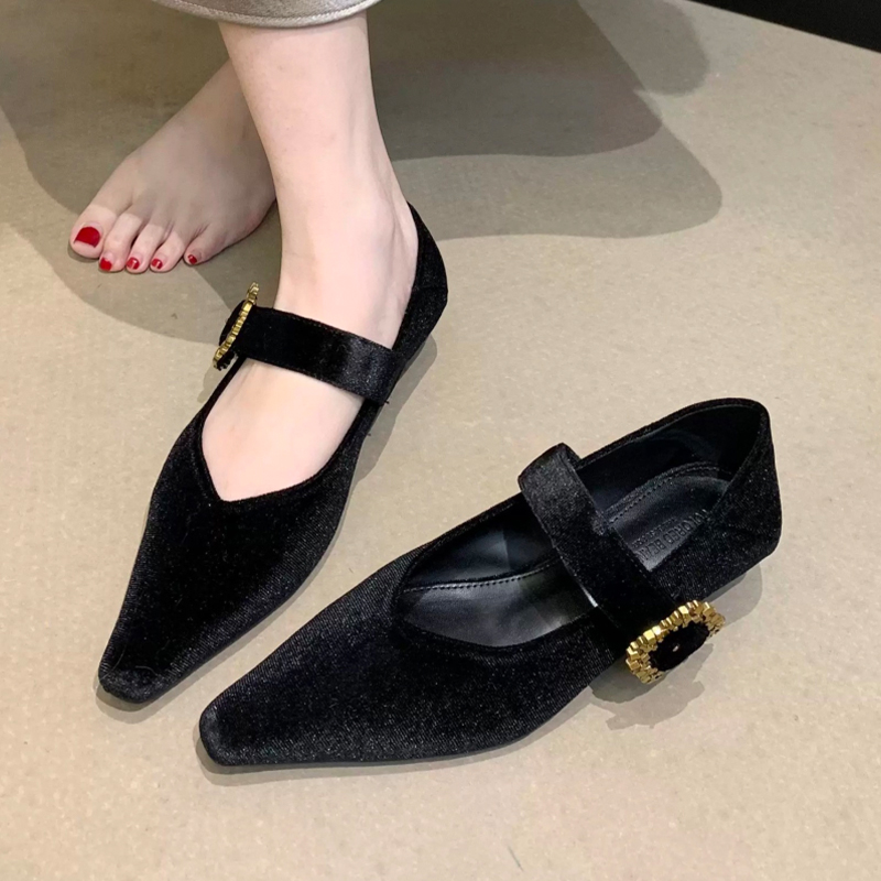 Zapatos de Mujer con Punta en  - Women Shoes Brand reseña y precio